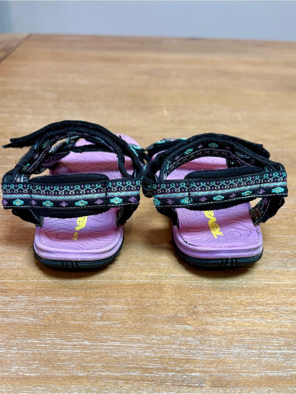 Teva Kids Hurricane Sandal Waterproof Hiking Casual Black Purple Size 13